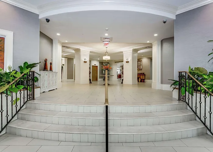 Hampton Inn & Suites Mobile - Downtown Historic District
