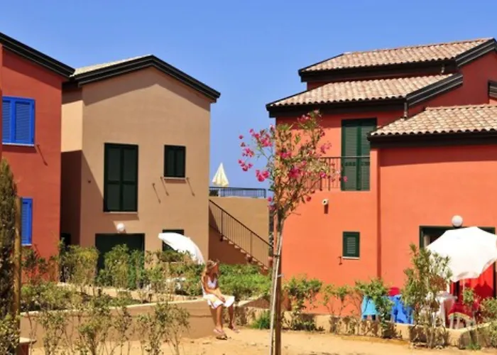 Les Terrasses De Lozari