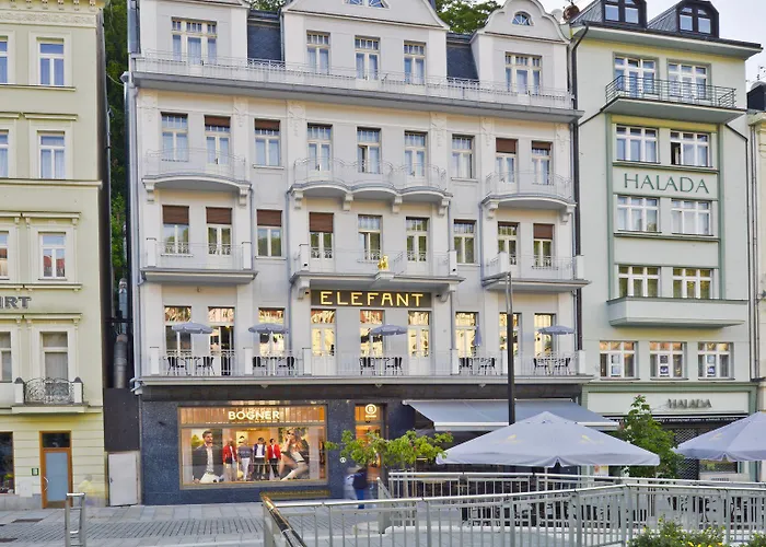 Ea Hotel Elefant