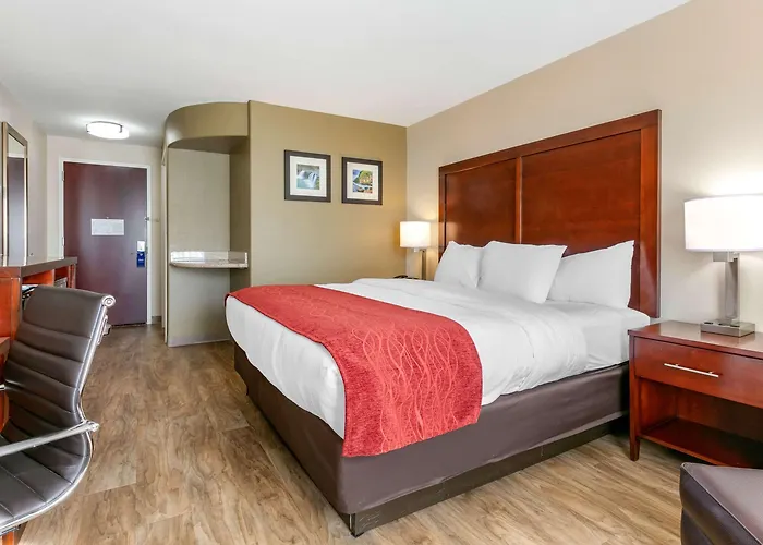 Comfort Inn & Suites Van Buren - Fort Smith