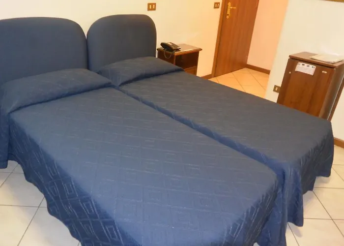 Hotel Italia City Center