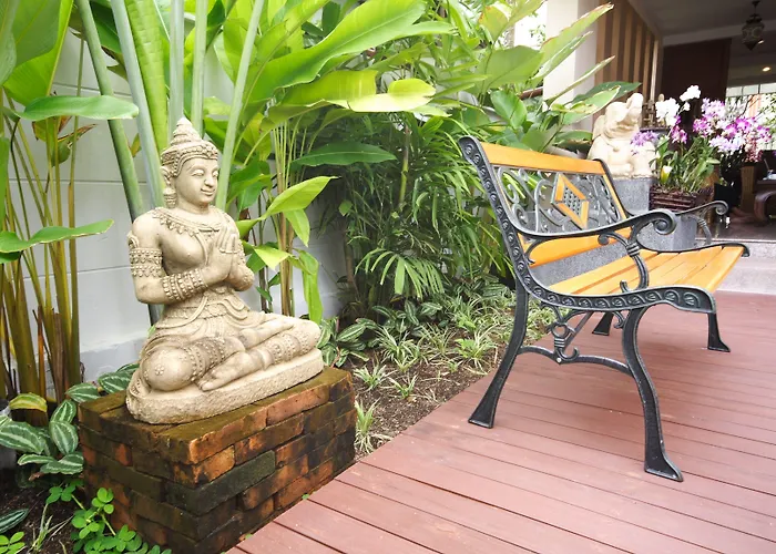 Kamala Beachfront Apartment