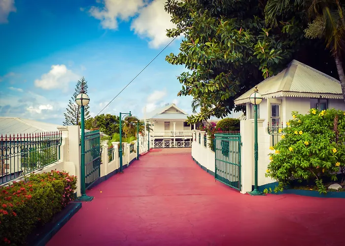 Grenadine House