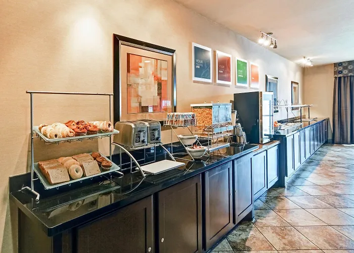 Comfort Suites Arlington - Entertainment District