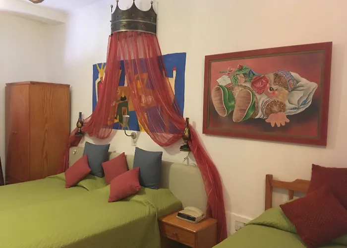 Kiniras Traditional Hotel & Restaurant
