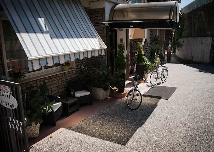 Hotel Ariston
