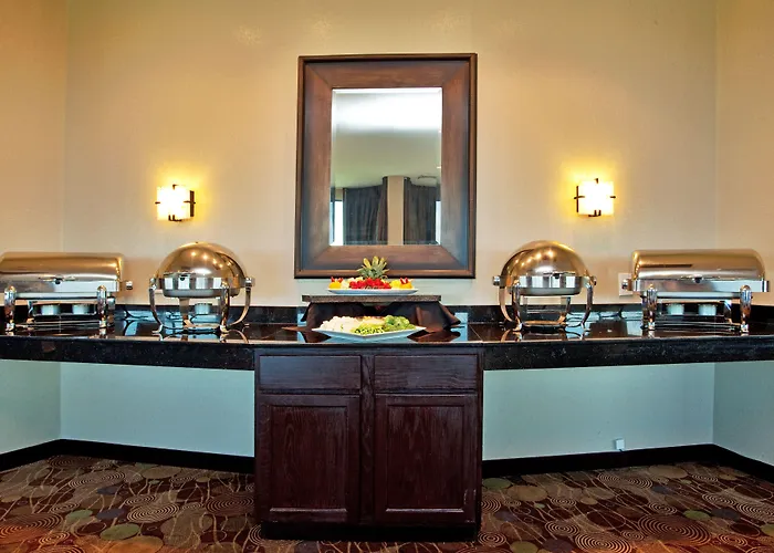 Holiday Inn New Orleans West Bank Tower By Ihg Gretna