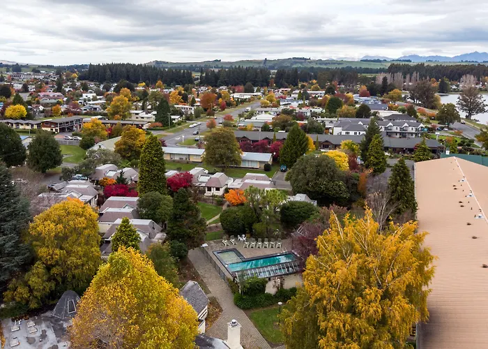 Distinction Te Anau Hotel & Villas