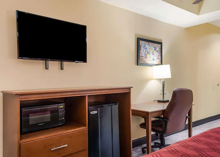 Econo Lodge Inn & Suites Little Rock Sw