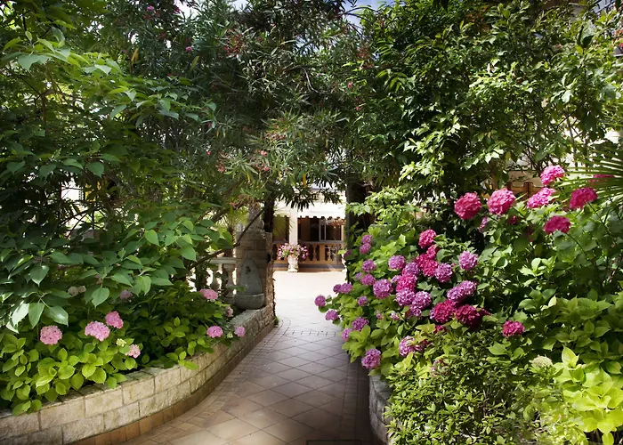 Park Hotel Ville Montefiori