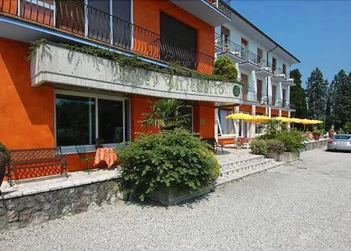 Hotel Mirabello