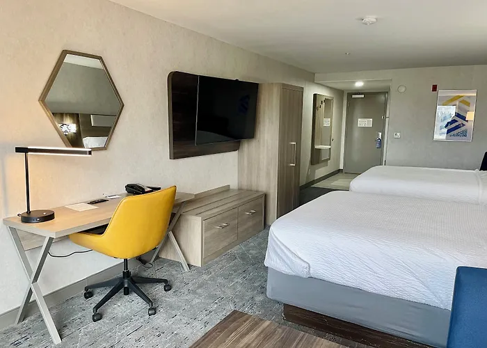 Holiday Inn Express Fresno Northwest - Herndon By Ihg