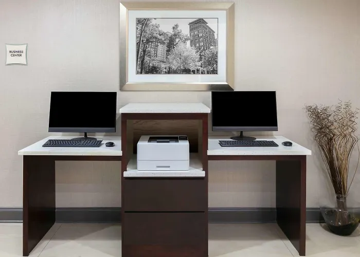 La Quinta By Wyndham Horn Lake / Southaven Area