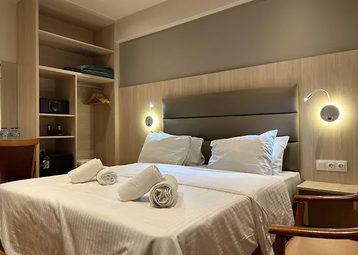 Anemoni Piraeus Hotel
