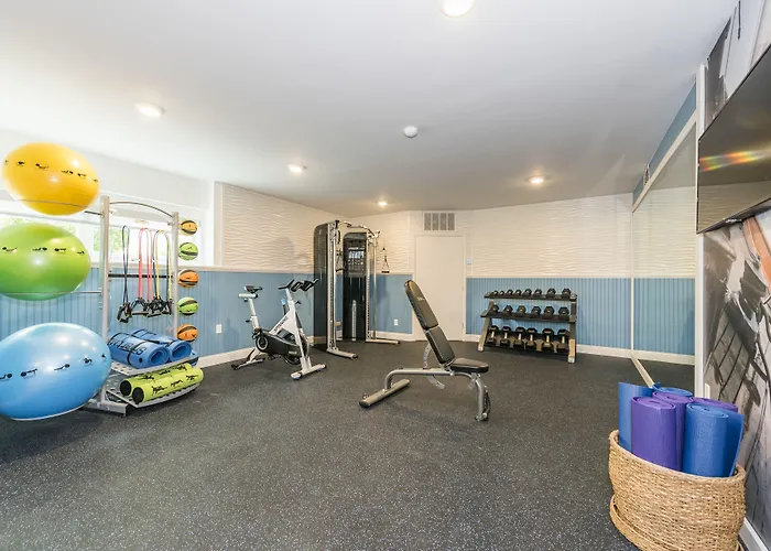 Rockport Inn And Suites