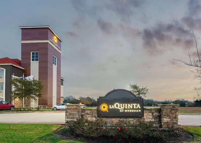 La Quinta By Wyndham Bridge City-Orange