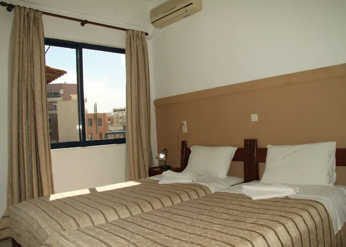 Danaos Hotel