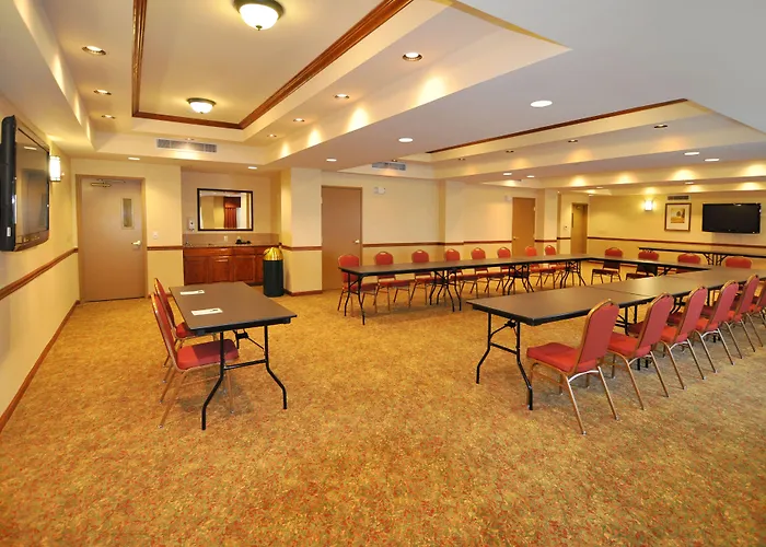 Country Inn & Suites By Radisson, Conway, Ar