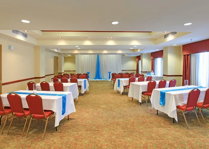 Country Inn & Suites By Radisson, Conway, Ar