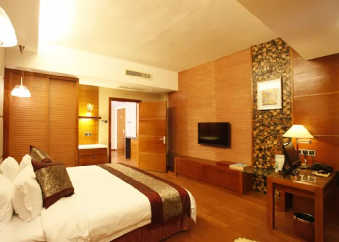 Wuyishan Yuanhua International Grand Hotel