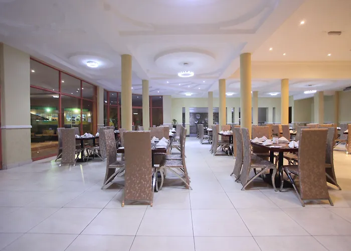 Crossroads Hotel