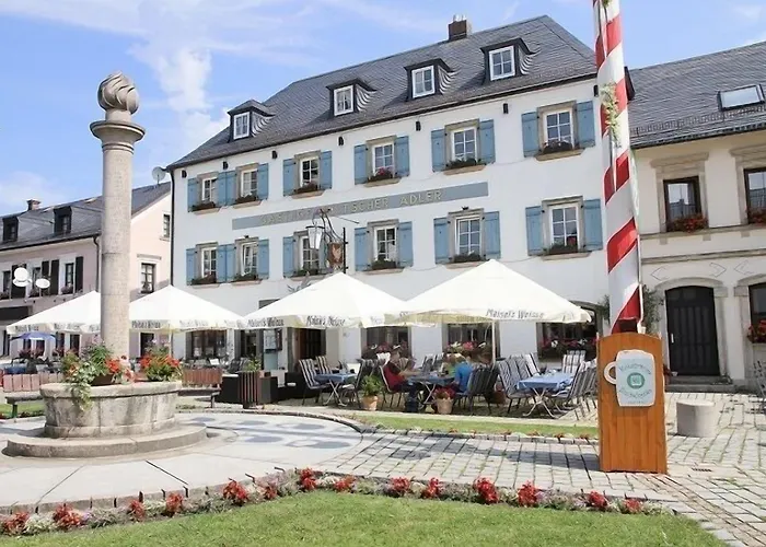 Gasthof Deutscher Adler und Hotel Puchtler