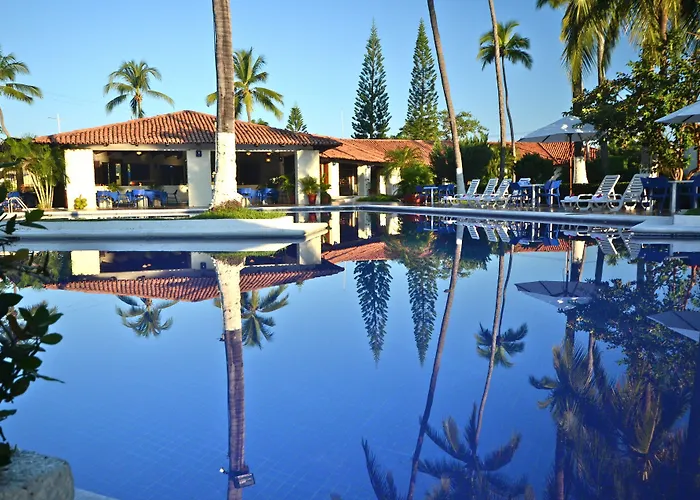 Cabo Blanco Hotel And Marina