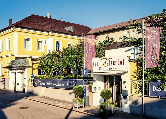 Der Kaiserhof Ried