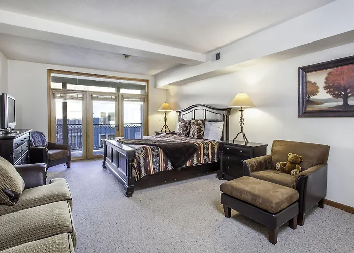 The Caledonian By All Seasons Resort Lodging