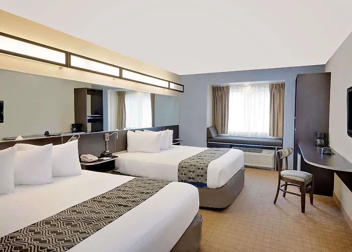 Microtel Inn And Suites By Wyndham - Geneva