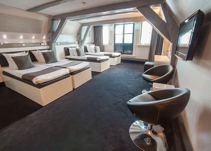 Hotel Cc