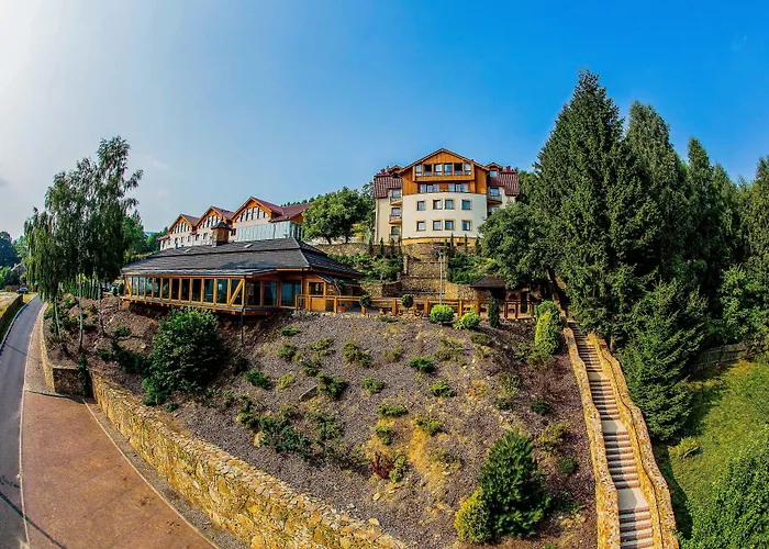 Hotel & Medi-Spa Bialy Kamien