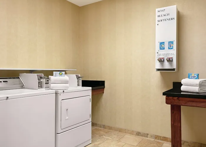 Hampton Inn & Suites Enid