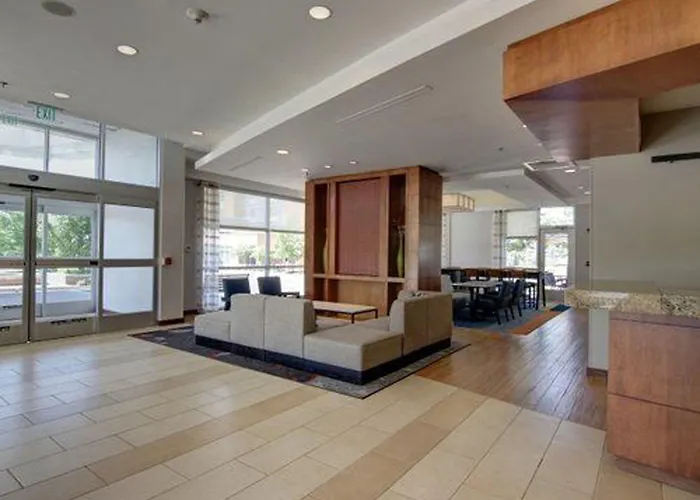 Hyatt House Naperville/Warrenville