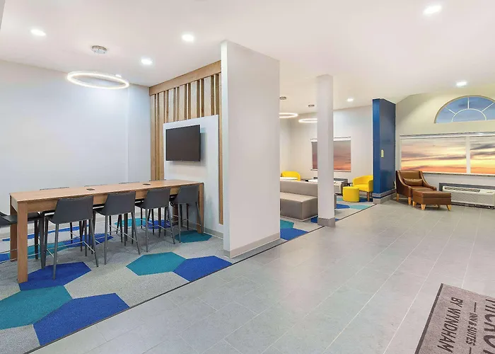 Microtel Inn And Suites By Wyndham