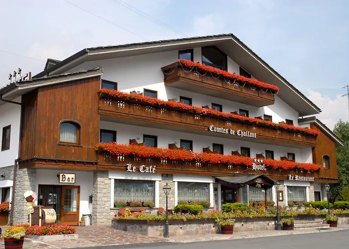 Hotel Comtes De Challant Albergo Etico Valle D'Aosta