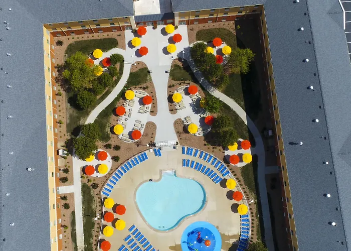Cedar Point'S Express Hotel