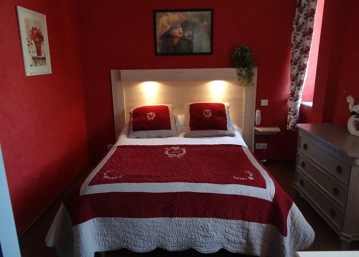 Hotel De Lion Sur Mer