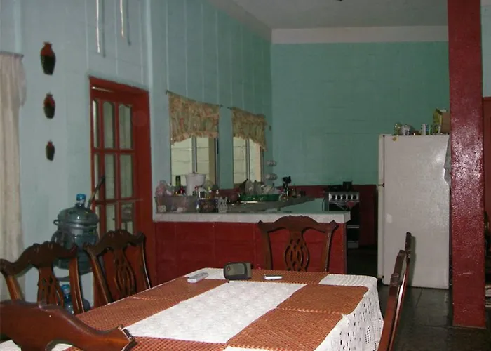 Guesthouse Dos Molinos B&B