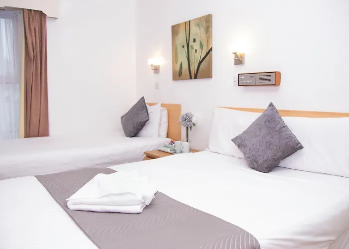 The Kynance House On Plymouth Hoe ,26 Ensuite Rooms