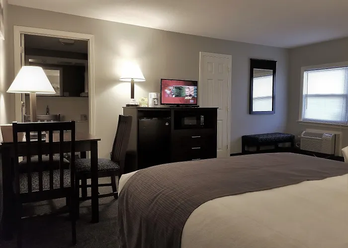 Mt. Madison Inn & Suites