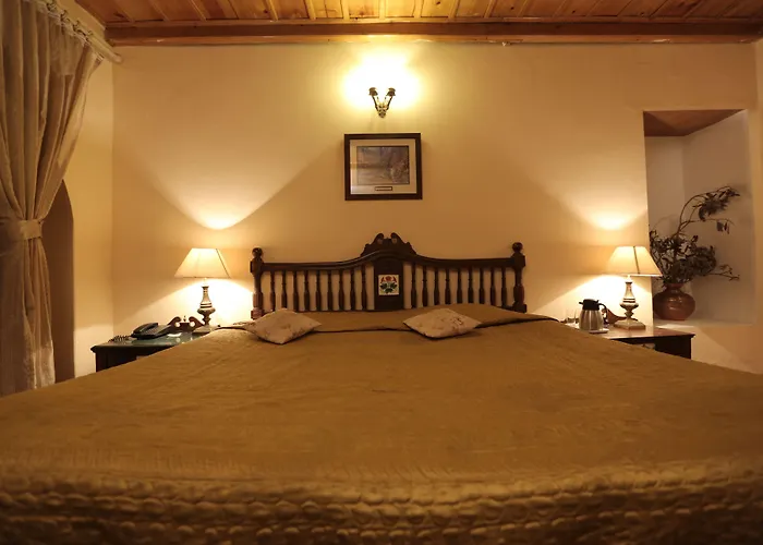 Welcomheritage Windsor Lodge
