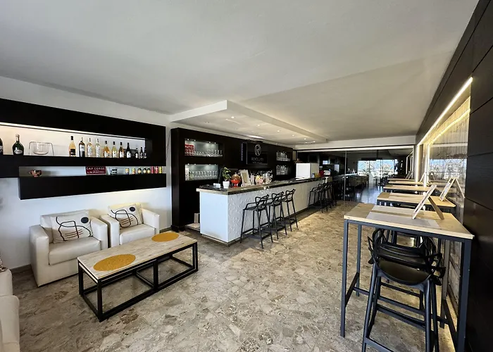 Hotel Revellata & Spa
