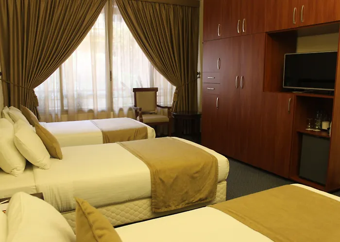 Midtown Hotel & Suites
