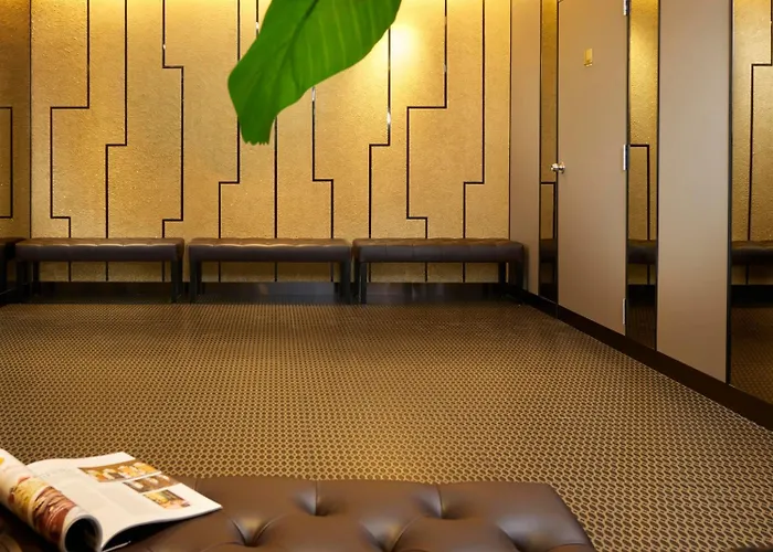 Hotel 81 Gold