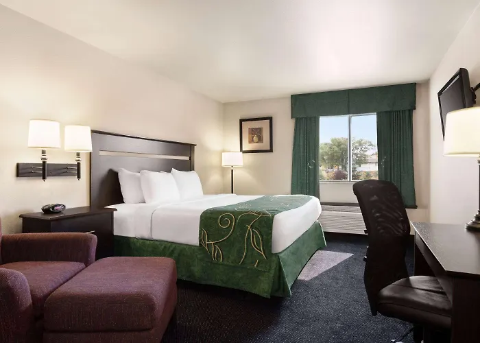 Travelodge By Wyndham Mcalester