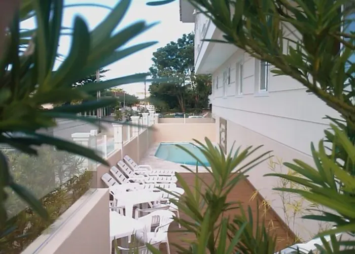 Hotel Hola