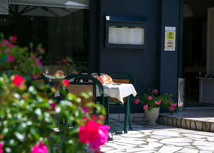 Logis Hotel Auberge De La Rose