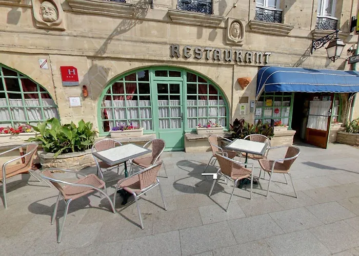 Hostellerie Saint Martin- Logis Hotel Et Restaurant