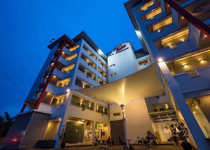 Tune Hotel Klia Aeropolis